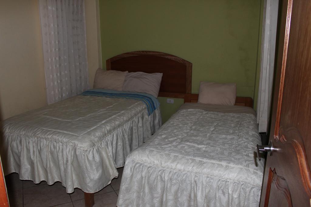 Posada De Percybal Lago Inn Πούνο Εξωτερικό φωτογραφία