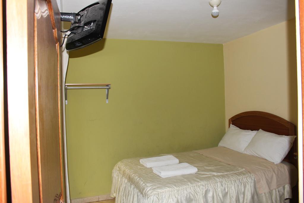 Posada De Percybal Lago Inn Πούνο Εξωτερικό φωτογραφία
